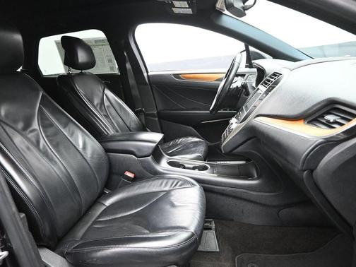 2019 Lincoln MKC Select