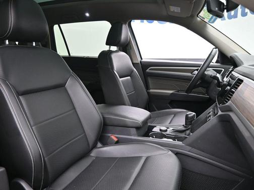 2022 Volkswagen Atlas 3.6L SEL