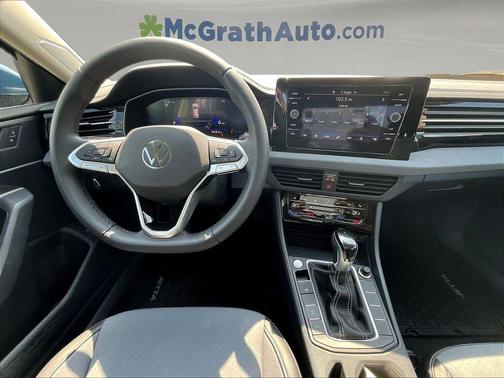Monterey Blue Pearl 2026 Volkswagen Jetta 1.5T SE