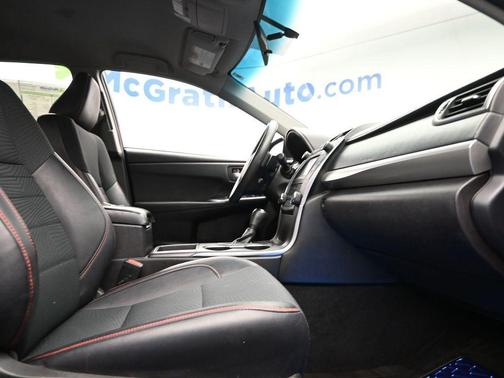 2017 Toyota Camry XLE