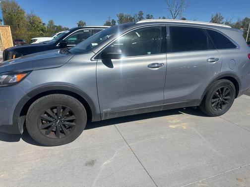 2020 Kia Sorento LX
