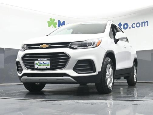 Summit White 2021 Chevrolet Trax LT