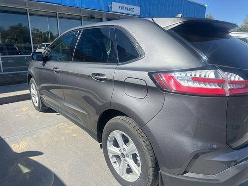 2023 Ford Edge SE