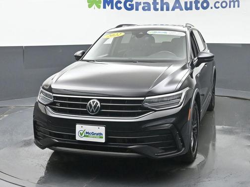 2022 Volkswagen Tiguan 2.0T SE R-Line Black