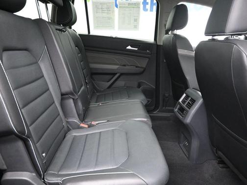 2022 Volkswagen Atlas 3.6L SEL Premium R-Line