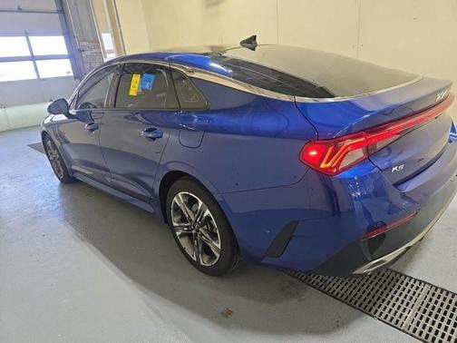 2022 Kia K5 EX