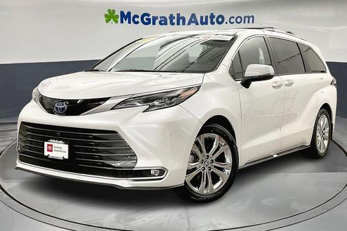 2024 Toyota Sienna Platinum 7 Passenger