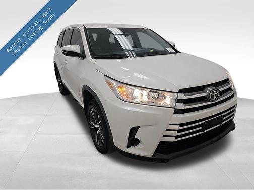 2019 Toyota Highlander LE