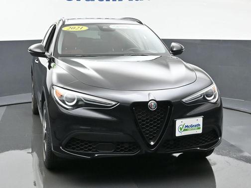 2021 Alfa Romeo Stelvio Base