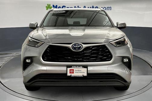 2022 Toyota Highlander Hybrid XLE