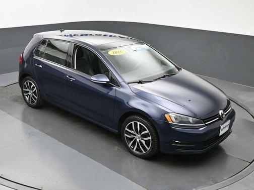 Night Blue Metallic 2016 Volkswagen Golf TSI SE 4-Door
