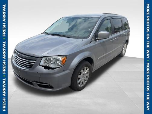 Billet Silver Metallic Clearcoat 2016 Chrysler Town & Country Touring
