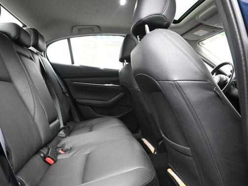2024 Mazda Mazda3 FWD w/Preferred Package