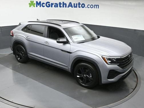 Silver Mist Metallic 2026 Volkswagen Atlas Cross Sport 2.0T SEL R-Line Black