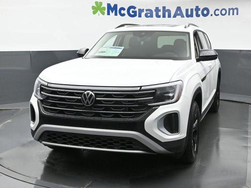 2026 Volkswagen Atlas 2.0T Peak Edition