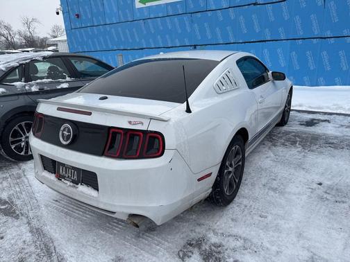 2014 Ford Mustang V6 Premium