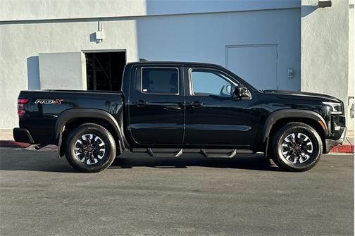 2023 Nissan Frontier PRO-X