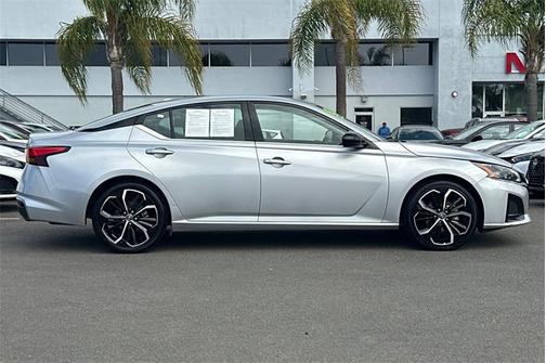 2023 Nissan Altima 2.5 SR
