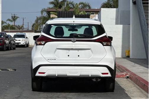 Fresh Powder 2022 Nissan Kicks S