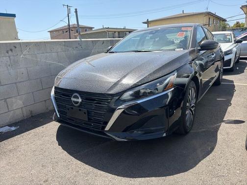 Black 2025 Nissan Altima SV