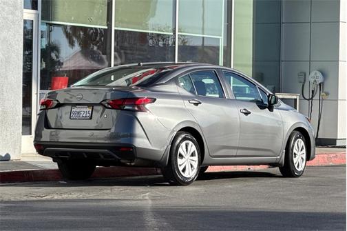 2025 Nissan Versa 1.6 S