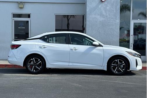 Cloud White 2025 Nissan Sentra SV