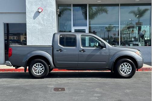 Gun Metallic 2019 Nissan Frontier SV