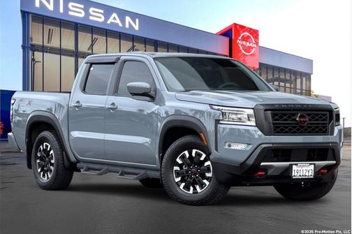 Boulder Gray Metallic 2024 Nissan Frontier PRO-X