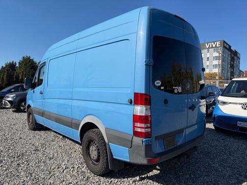 2016 Mercedes-Benz Sprinter 144 WB