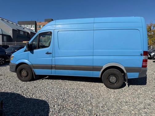 2016 Mercedes-Benz Sprinter 144 WB
