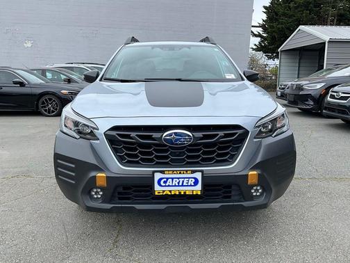 Ice Silver Metallic 2023 Subaru Outback Wilderness