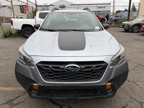 Ice Silver Metallic 2023 Subaru Outback Wilderness