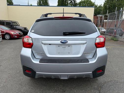 Ice Silver Metallic 2016 Subaru Crosstrek 2.0i Premium