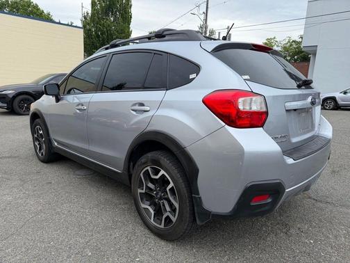 Ice Silver Metallic 2016 Subaru Crosstrek 2.0i Premium