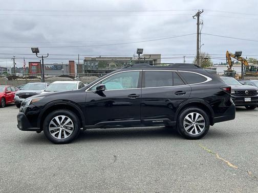 Crystal Black Silica 2020 Subaru Outback Premium