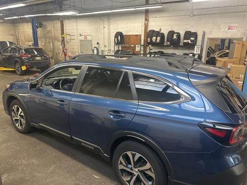 2022 Subaru Outback Limited XT