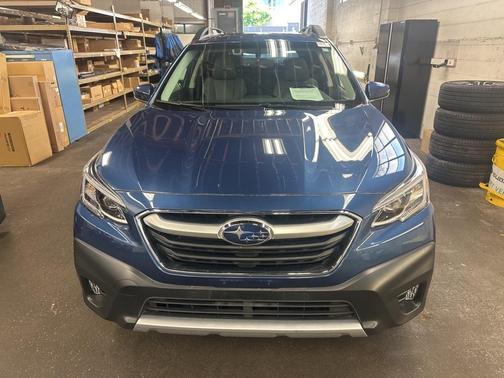 2022 Subaru Outback Limited XT