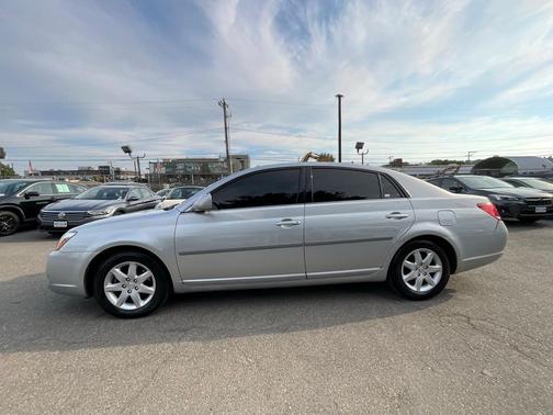 2006 Toyota Avalon XL
