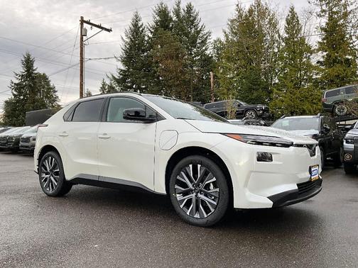 Pearl 2026 Subaru Solterra Limited XT