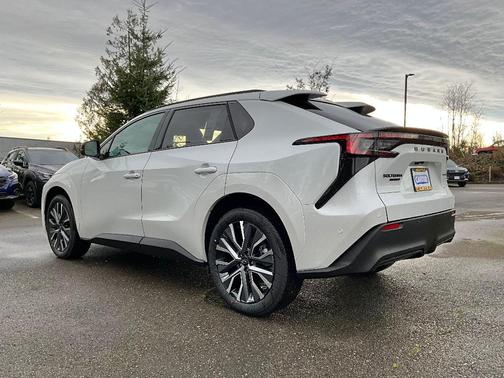 Pearl 2026 Subaru Solterra Limited XT