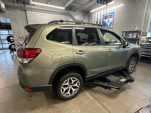 2019 Subaru Forester Premium