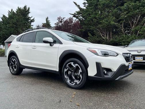 Crystal White Pearl 2021 Subaru Crosstrek Limited