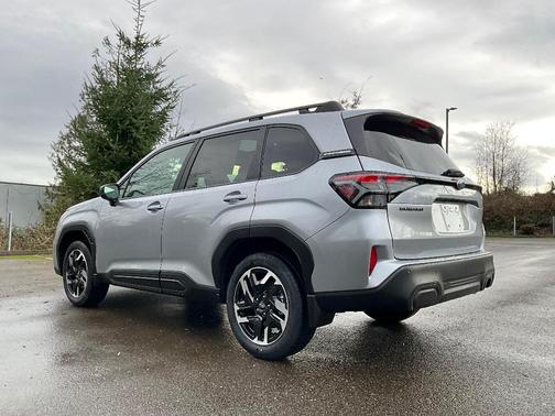 Ice Silver Metallic 2026 Subaru Forester Limited