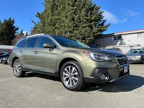 2018 Subaru Outback 2.5i Touring