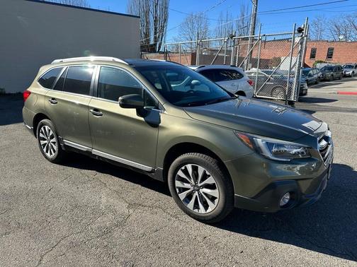 2018 Subaru Outback 2.5i Touring