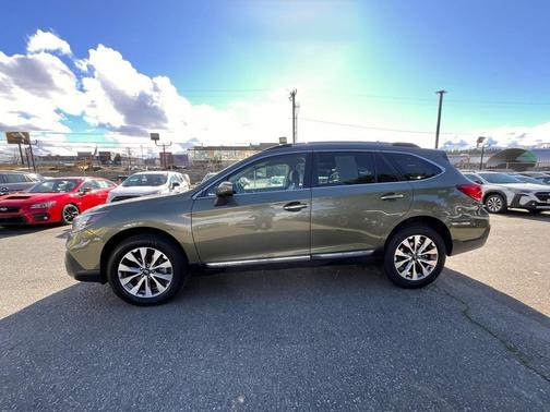2018 Subaru Outback 2.5i Touring