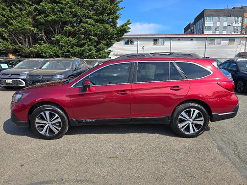 Crimson Red Pearl 2019 Subaru Outback 2.5i Limited