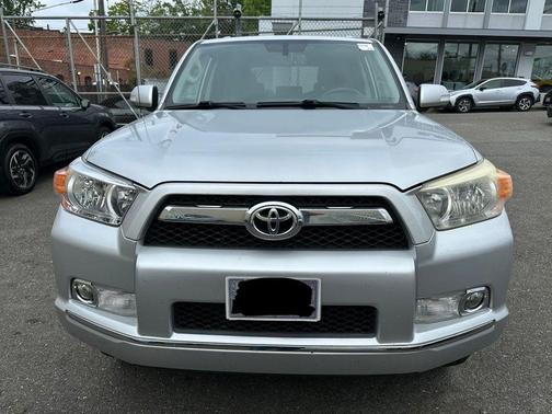 Classic Silver Metallic 2010 Toyota 4Runner SR5