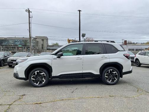 Crystal White Pearl 2026 Subaru Forester Premium