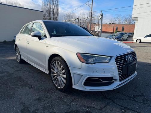 2016 Audi A3 e-tron 1.4T Premium